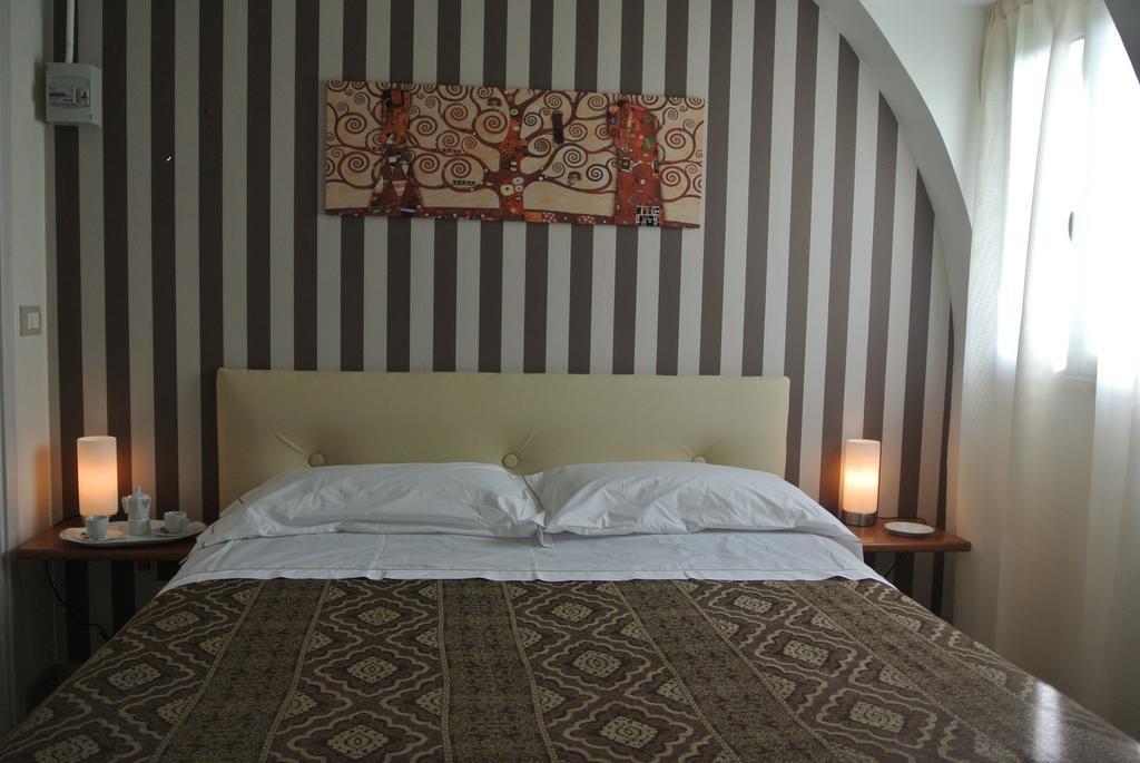 3Sirene Villa Sciacca Bilik gambar